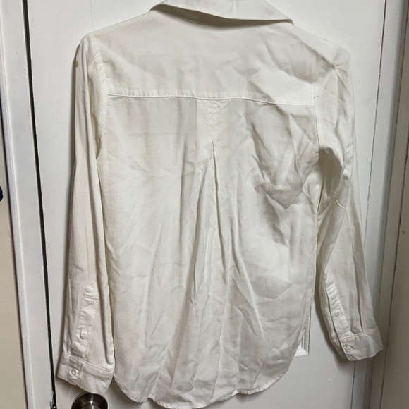 Side Stitch Cream Button-Up Blouse - Picture 8 of 8